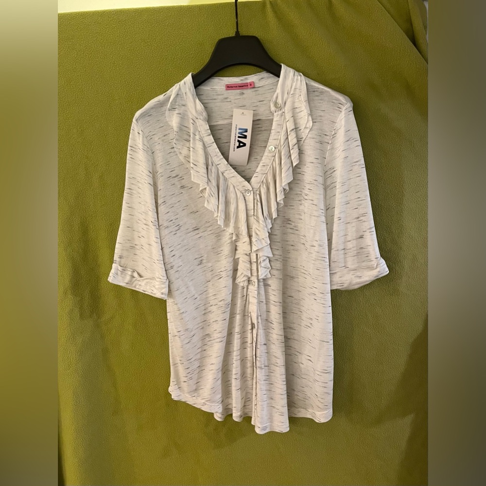 2/$20 - NWT - XS or S -- Maternal America - Dressy Maternity T-shirt